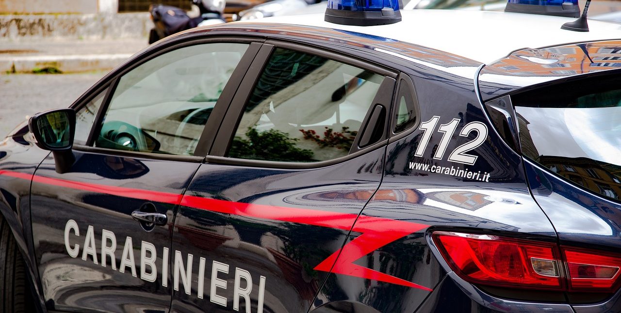 Salerno, truffa e autoriciclaggio: tre arresti