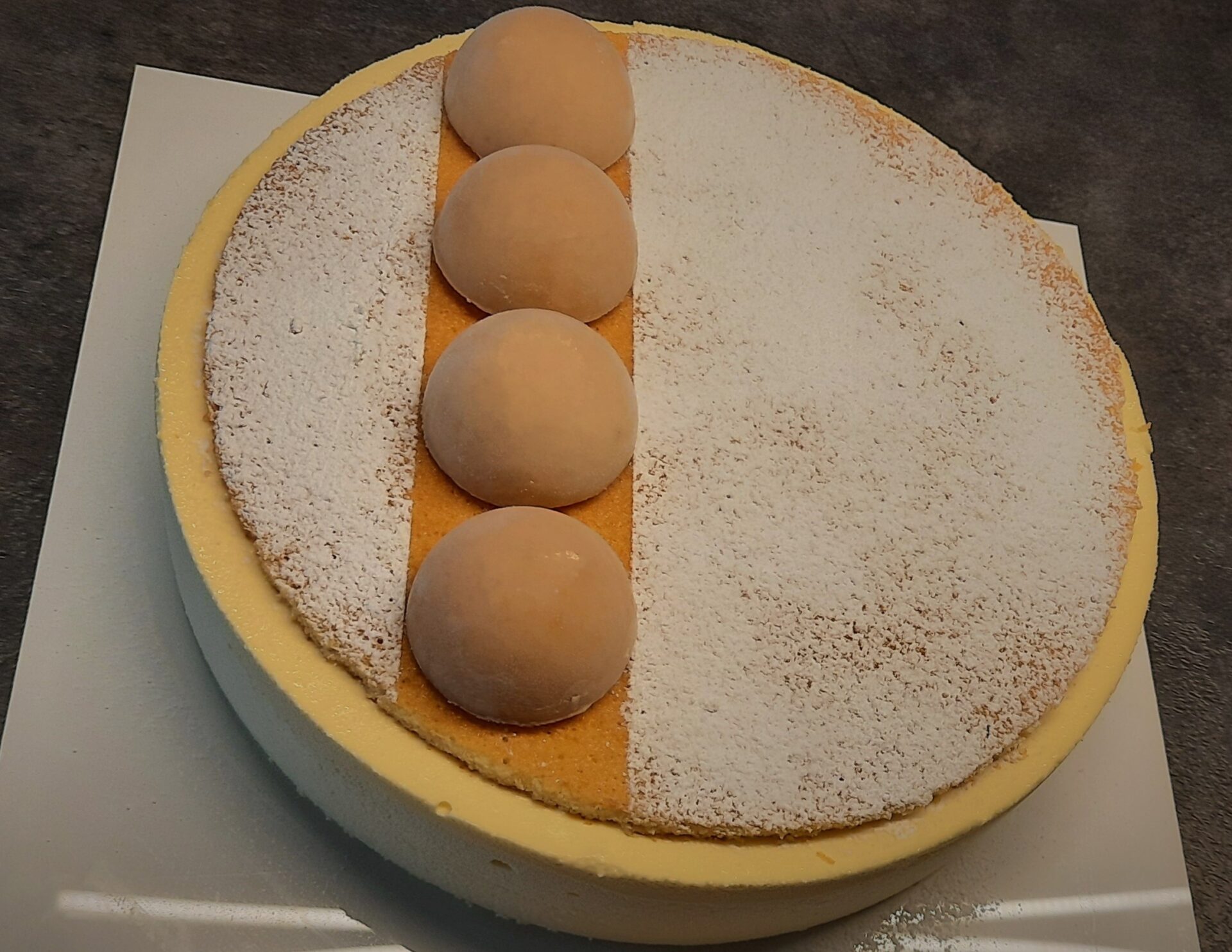 torta ricotta e pere moderna