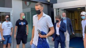Dzeko è a Milano | l'Inter riparte dopo Lukaku | è lui l'uomo giusto? - Vimarsana News