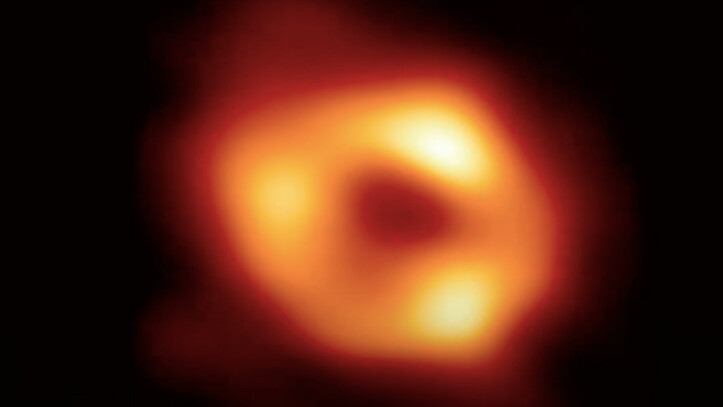 Spazio, il buco nero al centro della Via Lattea