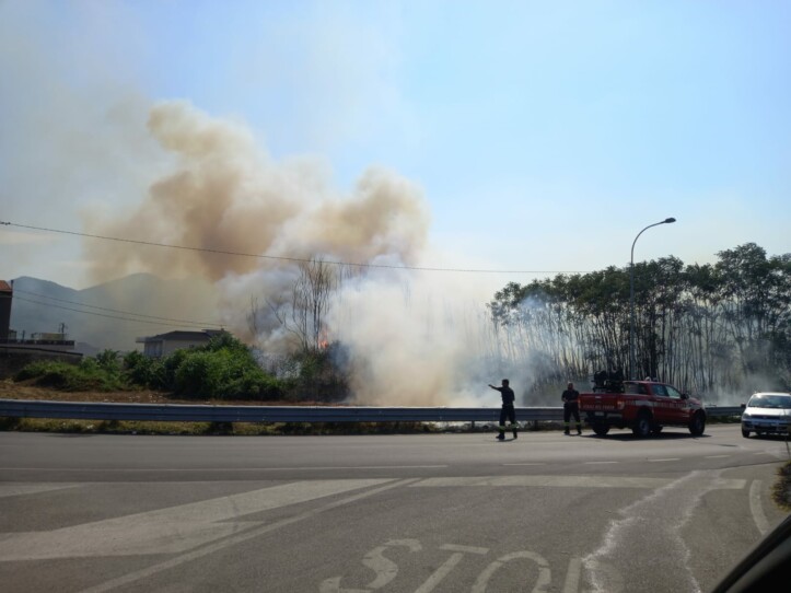 SS 88 Salernitano incendio