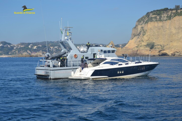 GdF Guardia di Finanza nave