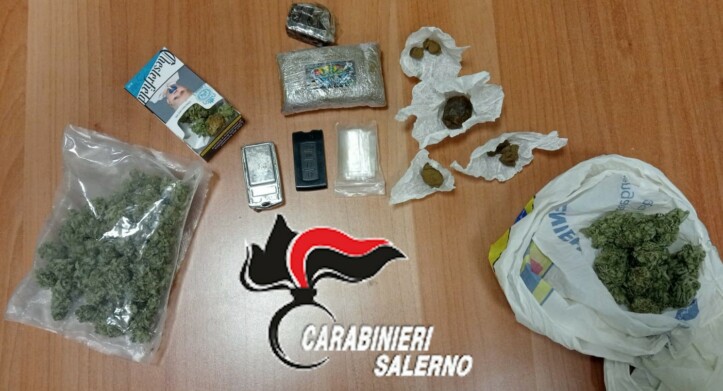 Salerno Carabinieri droghe