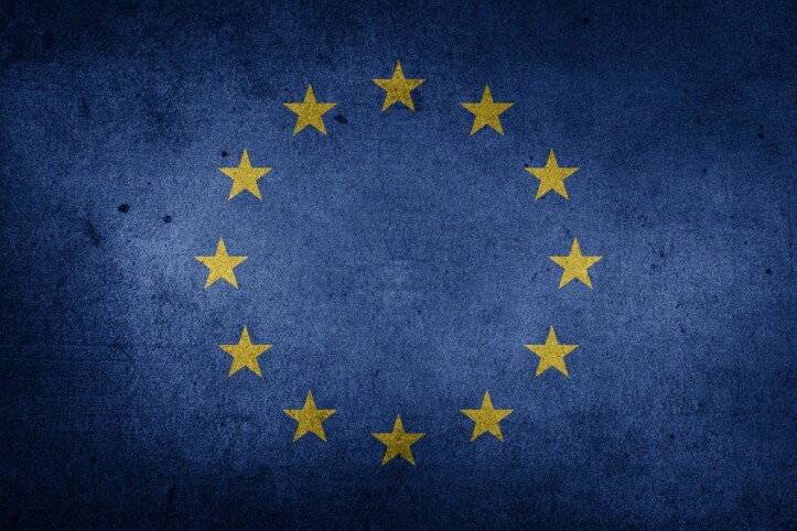 Procedura di infrazione europea bandiera europa