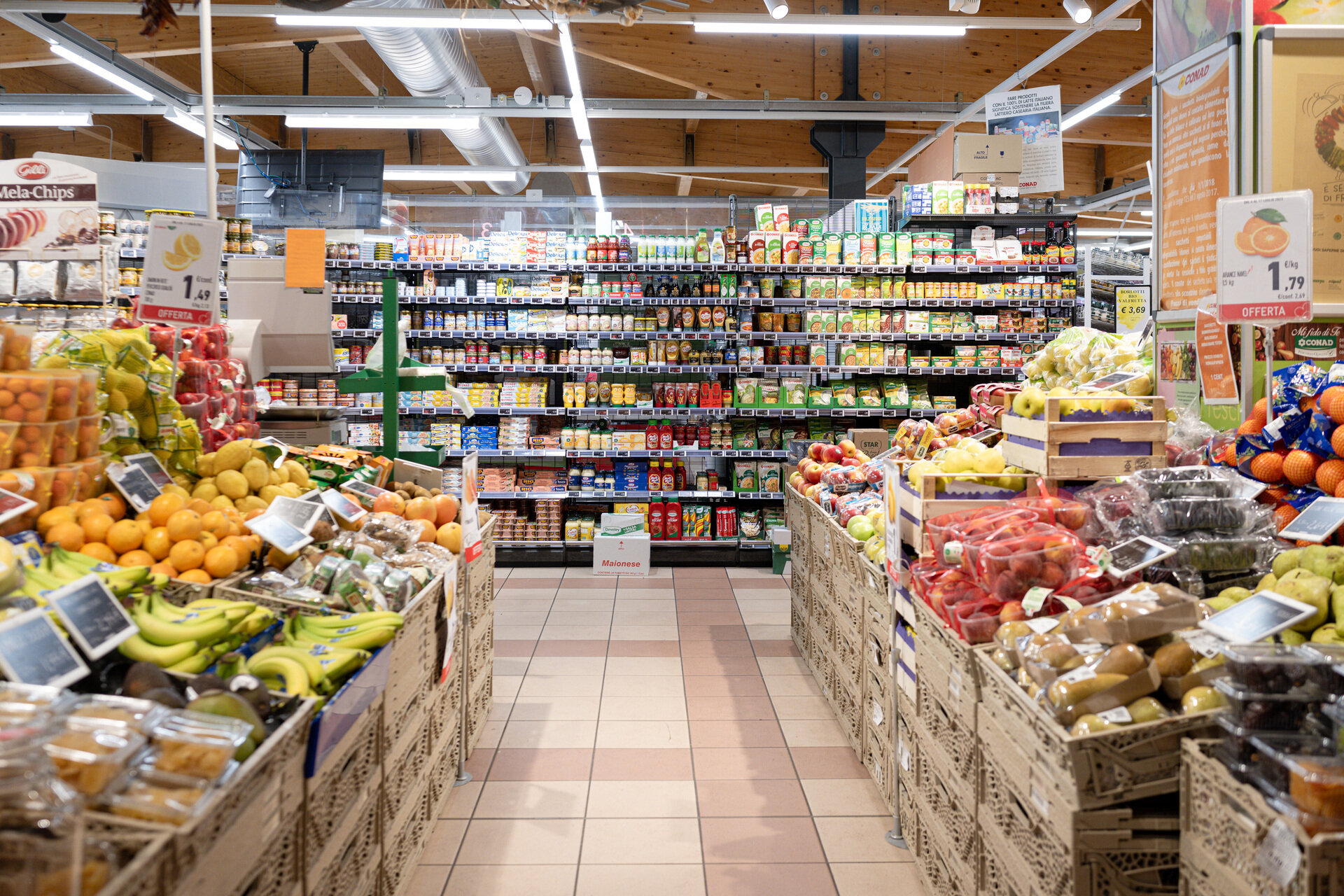 Lancusi, ladri in azione in un supermercato: bottino di 15mila euro