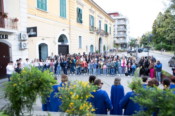 “Cuori in Coro”: a Baronissi un omaggio musicale commovente per tutte le mamme