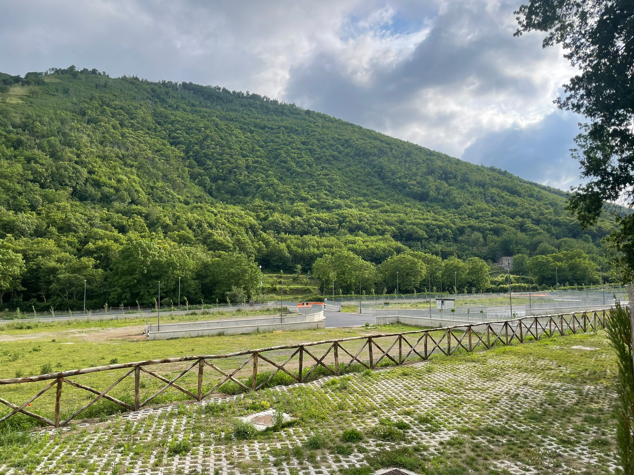 Ritardi nella consegna dei Lotti dell’Area PIP di Bracigliano: le contestazioni del Gruppo “Radici” Ritardi nella consegna dei Lotti dell’Area PIP di Bracigliano: le contestazioni del Gruppo “Radici”