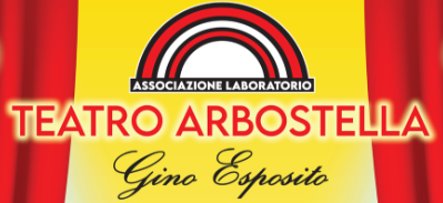 Al Teatro Arbostella va in scena la commedia degli equivoci: risate con “Mamma mia bella che tarantella”