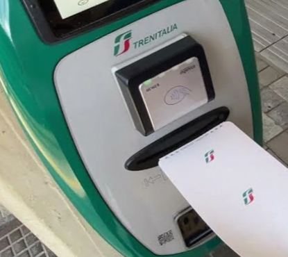 Fisciano, obliteratrice fuori uso da mesi alla stazione